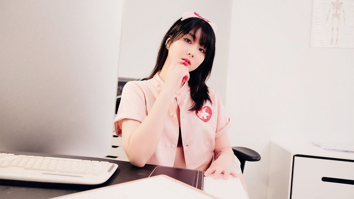 性药发作少妇的自修课潮喷练习